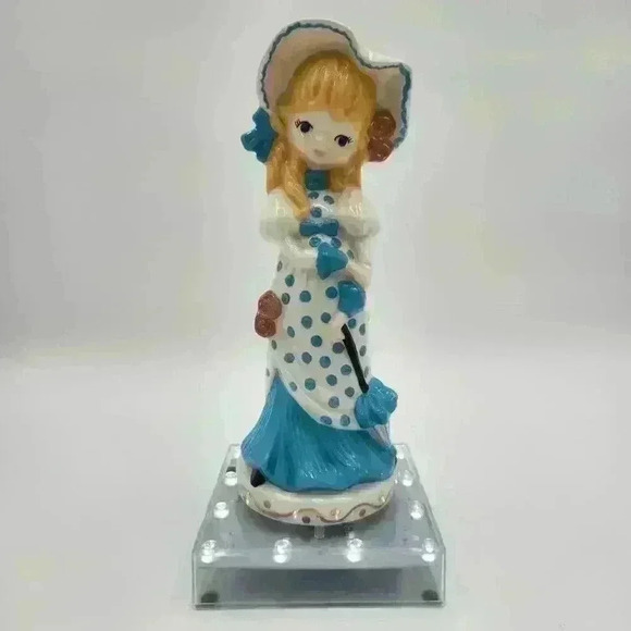 Sweet 10" Vintage Parasol Figurine For The Little Blonde‎ In Your Life! - Picture 2 of 12